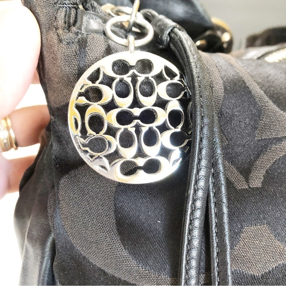 Coach Handbag - Picture 3 of 16